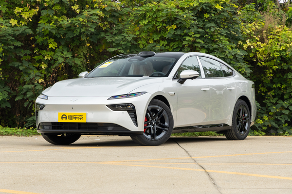 eπ007 2026款 eπ007+ 纯电650 Ultra+激光雷达版厂商_基本信息图