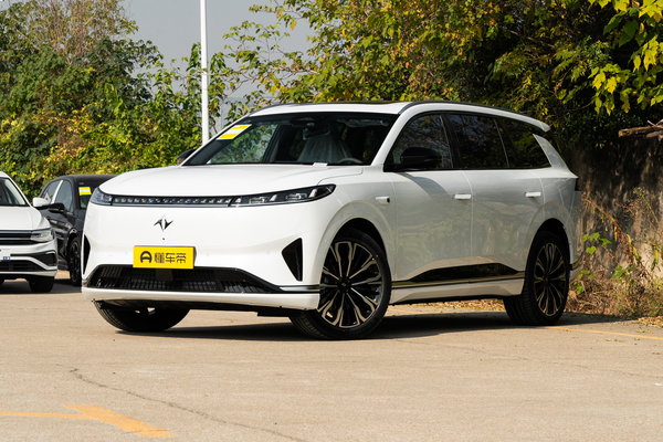 eπ008 2026款 纯电 超尊版 5座厂商_基本信息图