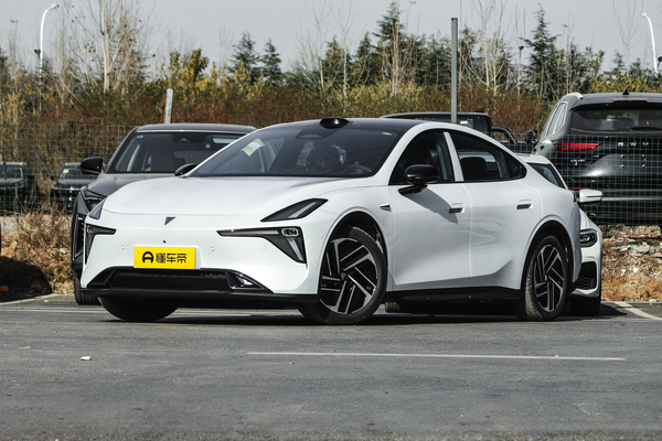 深蓝L06 2026款 670Ultra激光版厂商_基本信息图