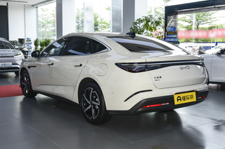 新车 | 14.98万元起，顶配带激光雷达，2026款比亚迪海豹07DM-i上市图2