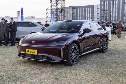 新车｜搭猎鹰智驾700/或4月预售 奇瑞风云A9激光雷达版更多实车图