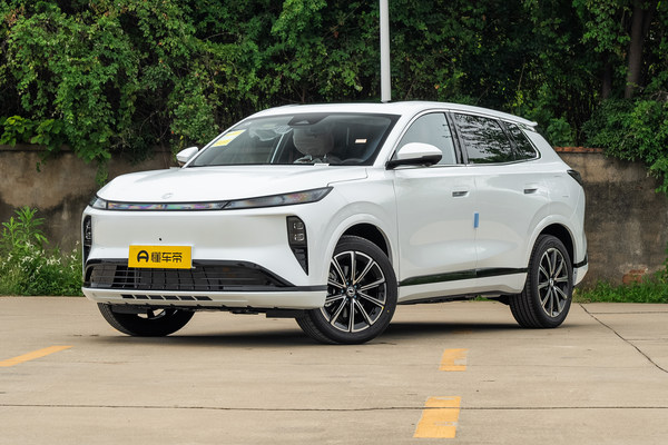 东风风神L8 PHEV 2025款 112KM 梦想版厂商_基本信息图