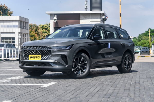 航海家 2025款 改款 2.0T 四驱 尊享版后轮距(mm)_车身图