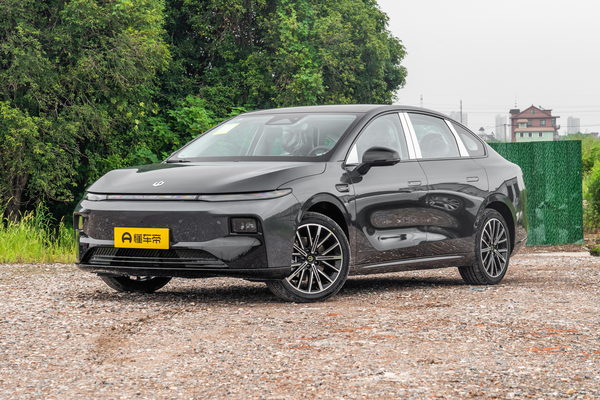 零跑B01 2025款 650悦享版厂商_基本信息图