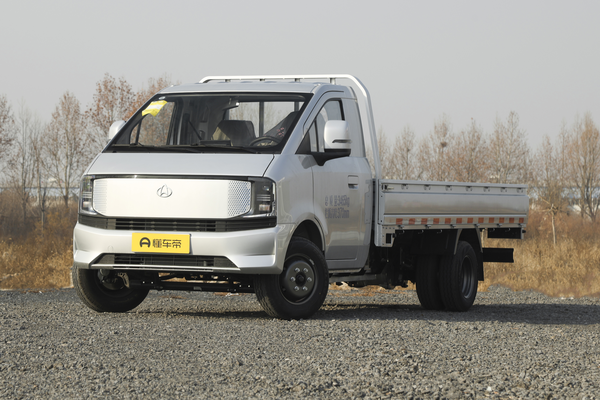 星塔EV 2025款 420km 单排 豪华版宁德70.59kwh厂商_基本信息图