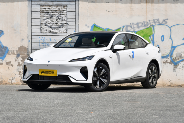 深蓝L07 2026款 240Max华为乾崑ADS SE版厂商_基本信息图