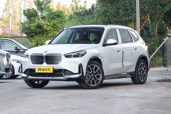 宝马iX1 2025款 xDrive30L X设计套装厂商_基本信息图