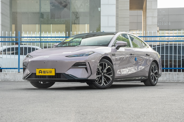 银河E8 2025款 575km 探索智驾版百公里耗电量(kWh/100km)_基本信息图