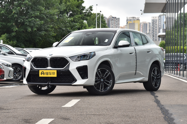 宝马X2(进口) 2025款 sDrive25i M运动套装厂商_基本信息图