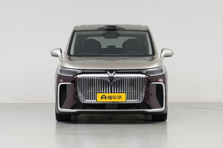 插混车型有350km纯电里程，26款岚图梦想家PHEV香吗？图3