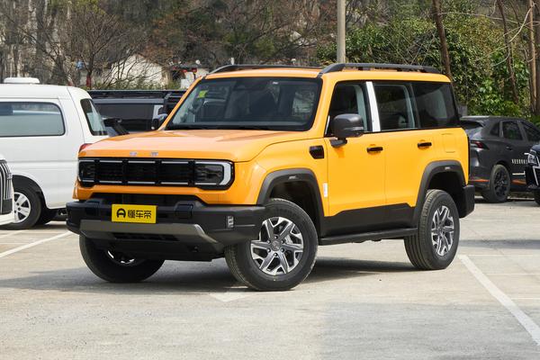 北京越野BJ40 2026款 2.0T 巨幕进阶版厂商_基本信息图