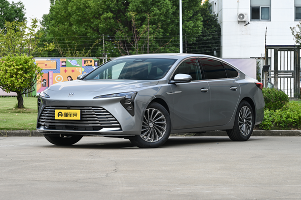 君越 2026款 28T 白金版厂商_基本信息图