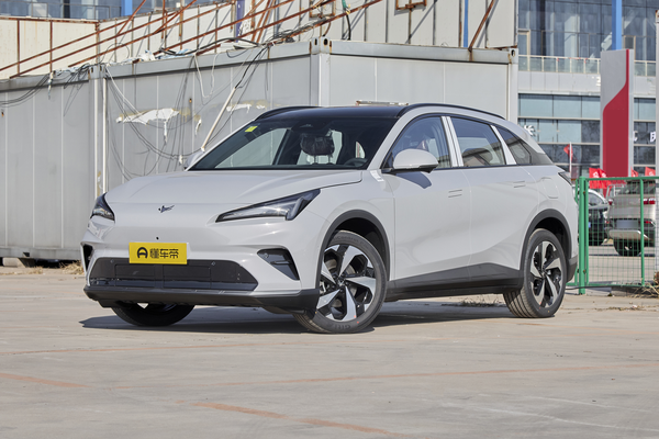 极狐 阿尔法T5 2026款 增程版 1215 睿享版厂商_基本信息图