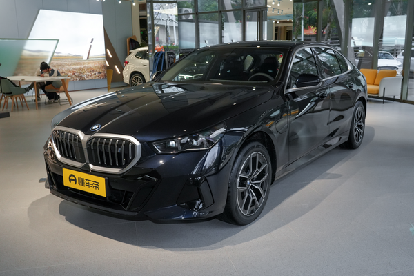 宝马i5 2026款 eDrive35L M运动套装厂商_基本信息图