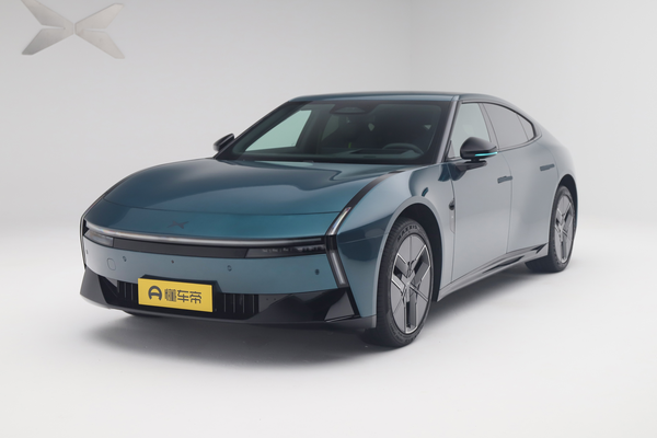 小鹏P7 2025款 820 超长续航 Ultra厂商_基本信息图