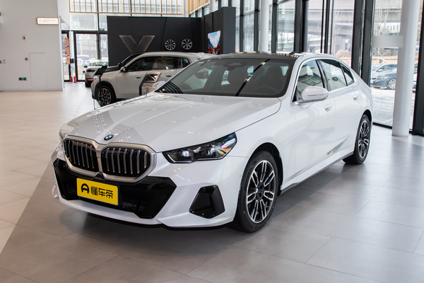 宝马5系 2025款 改款 530Li xDrive M运动套装配气机构_发动机图