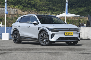 新车 | 22.98万元起，标配千里浩瀚H7+900伏电机，新款极氪7X上市图1