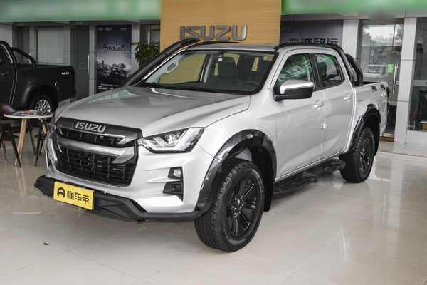 铃拓 2025款 铃拓S 2.5T自动柴油四驱穿越版 JE4D25Q6BM厂商_基本信息图