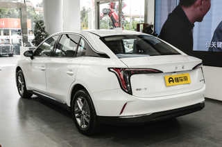 新车 | 8.98万元/支持换电/续航500公里 2025款红旗E-QM5新车型上市图2