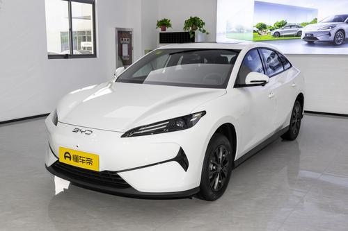 新车 | 售10.38万元起/纯电动中型车/续航520公里，比亚迪e7上市