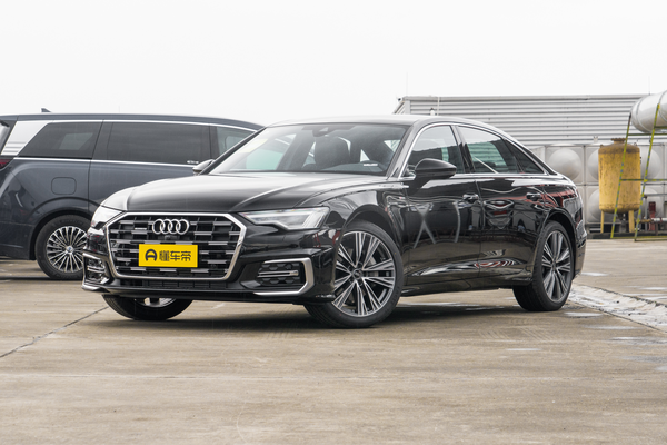 奥迪A6L 2025款 45 TFSI quattro 臻选动感型+尊享包雨量感应式雨刷_玻璃/后视镜图