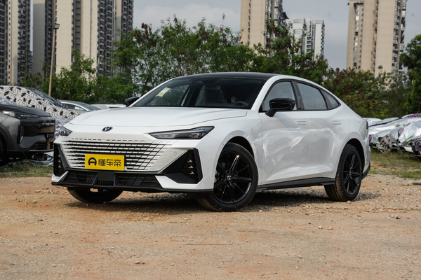 长安UNI-V 2025款 1.5T 500Bar 高能版厂商_基本信息图