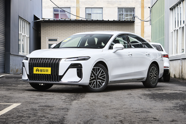 荣威M7 DMH 2025款 160km 悦享版厂商_基本信息图