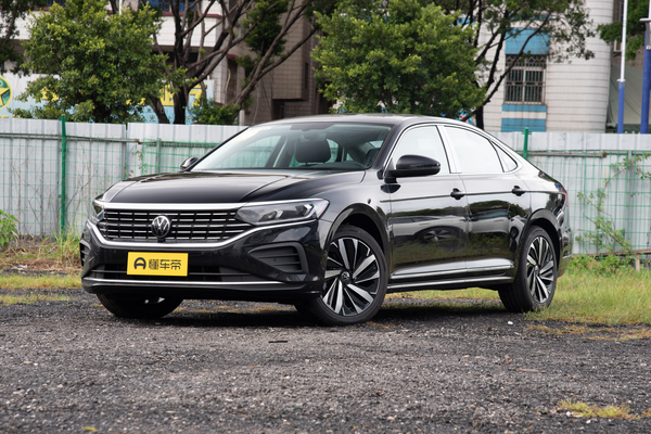 帕萨特 2026款 出众款 380TSI 龙腾版厂商_基本信息图