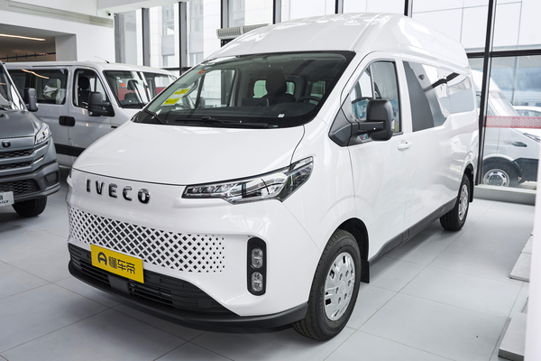 依维柯聚星EV 2025款 L2H2 长轴中顶多用途乘用车 5-9座 77kWh挡位数_变速箱图