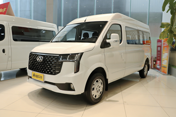 新途V80 2025款 PRO 2.0T 9AT傲运通长轴中顶147Ps 6-9座厂商_基本信息图