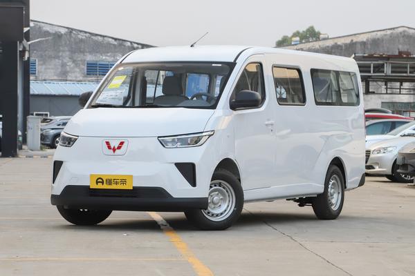 五菱扬光 2025款 冠军版 310km 封窗版厂商_基本信息图