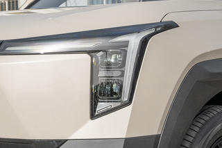 10万级精品SUV上新，空间灵活，3C快充+长续航，元UP遇新挑战？图1