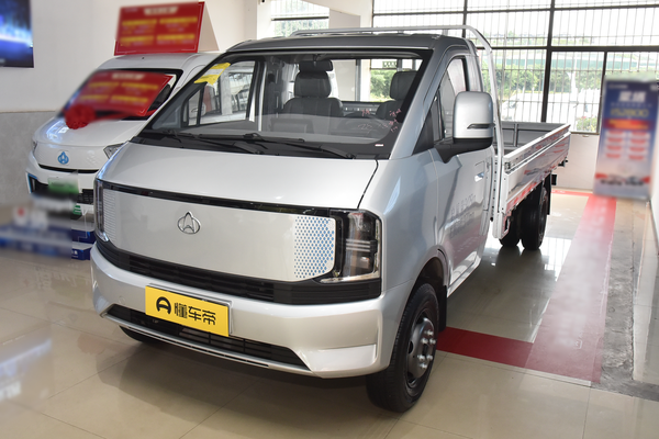 星塔EV 2025款 385km 单排 旗舰版亿纬66.54kwh厂商_基本信息图