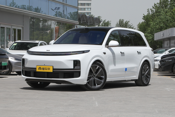 理想L9 2025款 Ultra 智能焕新版充电时间(小时)_基本信息图
