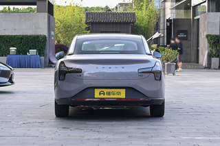 新车 | 售11.98万元起，Max版带图灵AI系统，小鹏MONA M03新车型上市图2