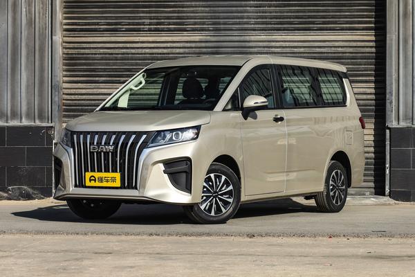 锐胜王牌M7 2026款 CNG-2.0L中级营运舒适版 手动长轴 8座级别_基本信息图