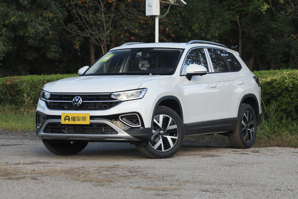 探岳 2026款 3000万辆甄选款 300TSI 两驱厂商_基本信息图