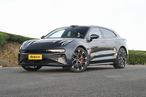 极氪001这次真把我整懵了！30万级猎装车的质感，还降维打击？