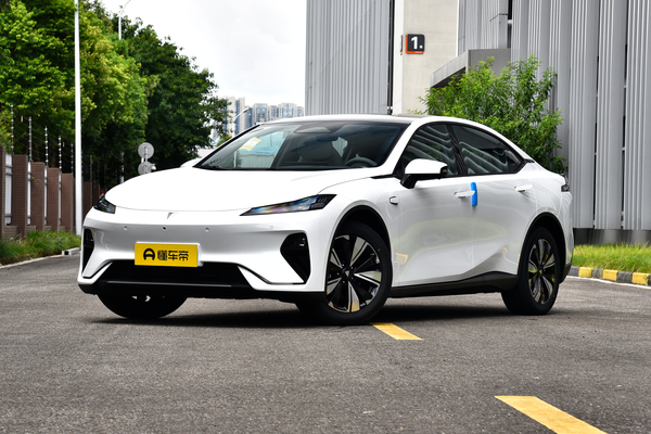 深蓝L07 2026款 550Max华为乾崑ADS SE版厂商_基本信息图