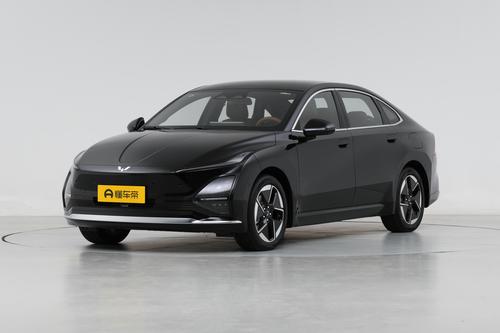 五菱星光2025款：7.68万元起，纯电续航610km，全系标配神炼电池