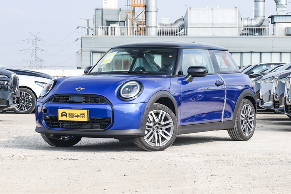 MINI 2025款 1.5T COOPER 三门版 经典派厂商_基本信息图
