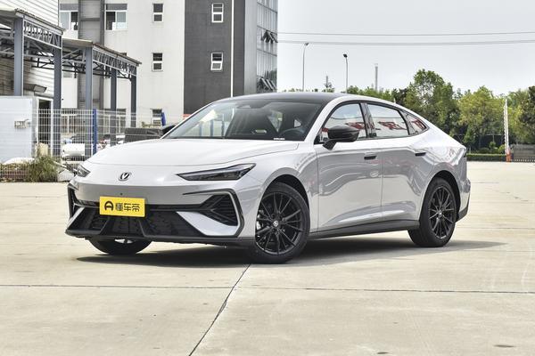 长安UNI-V 2025款 1.5T 500Bar 尊享型级别_基本信息图