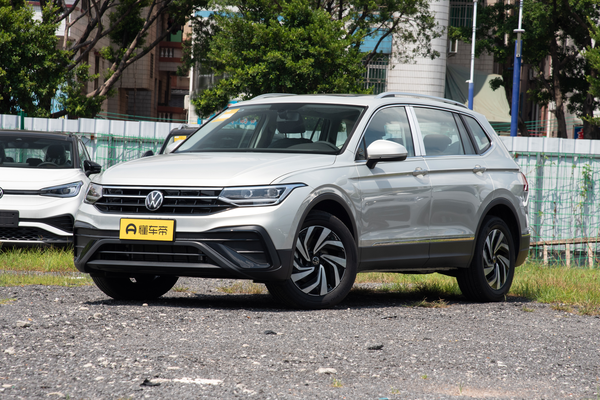 途观L 2025款 出众款 300TSI 两驱龙腾版厂商_基本信息图