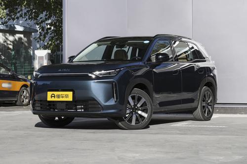 亏电油耗5.5L，续航1240km，这台新车的科技普惠是噱头还是福利？