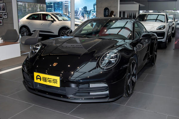 保时捷911 2026款 Carrera 3.0T厂商_基本信息图