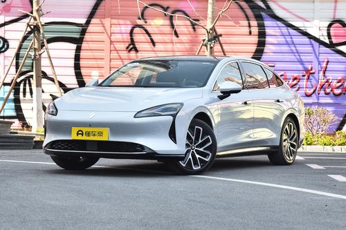 大五座+真智能，5米C级大空间，宝骏享境适合追求性价比的家庭