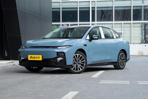 新车 | 售8.98万元起，CLTC续航最高650公里，零跑B01第1万辆下线