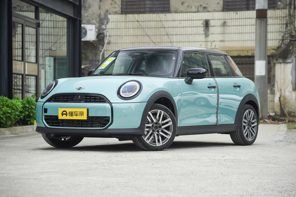 MINI 2025款 1.5T COOPER 五门版 经典派厂商_基本信息图