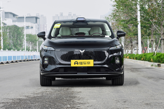 增程四驱+华为辅助驾驶，轴距超2.9米，全新岚图知音到底香不香？图3