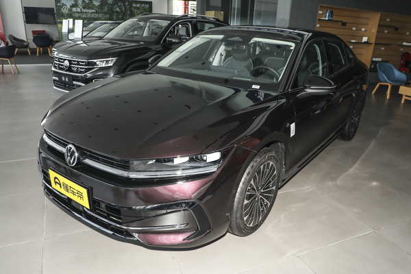 迈腾 2024款 380TSI 尊贵版大迈包燃料形式_发动机图
